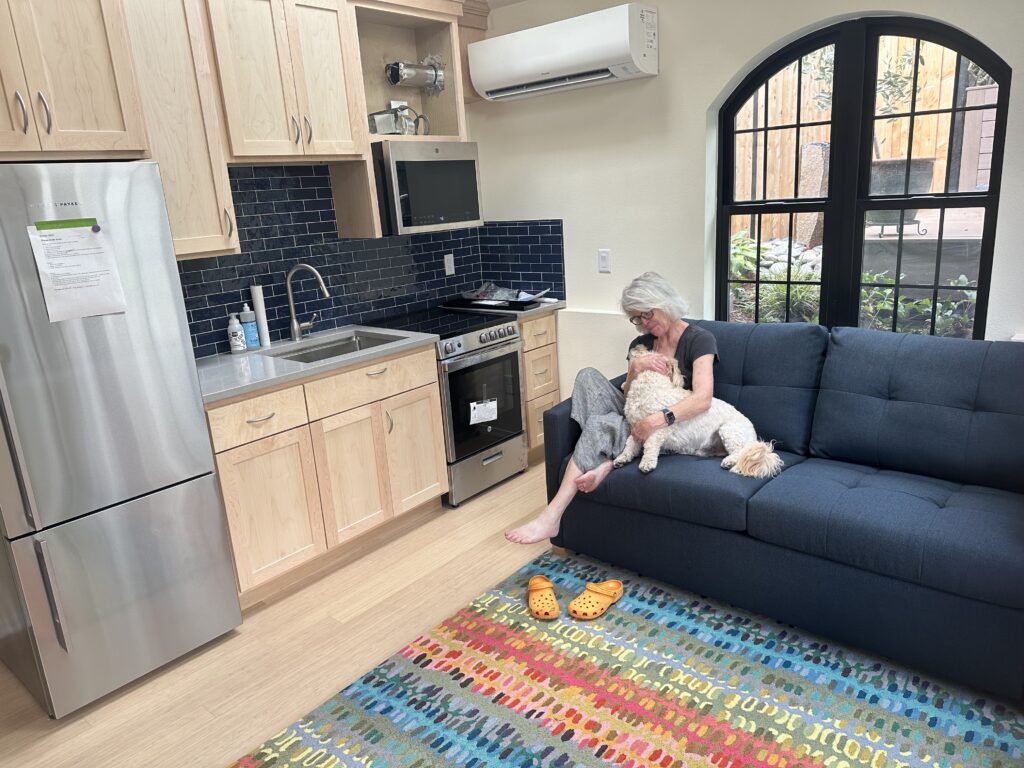 Emery_Interior_ADU_Arched Windows_Kitchen
