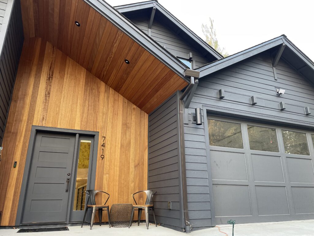 Obilana Custom Home Front Porch